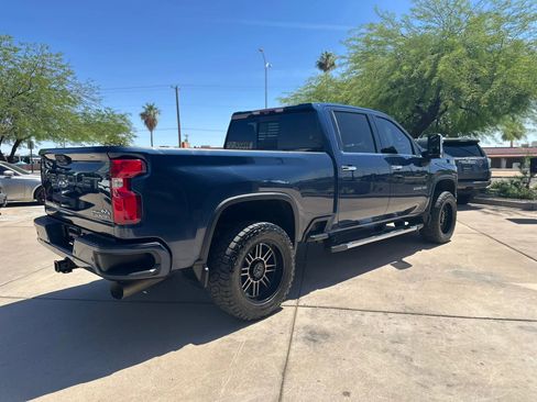 Used 2020 Chevrolet Silverado 2500 High Country AWD/4WD image 9