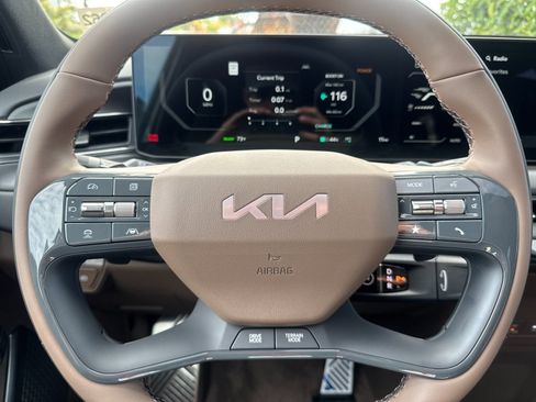 New 2026 Kia EV9 GT-Line AWD/4WD image 24