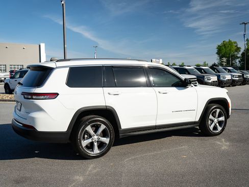 Used 2021 Jeep Grand Cherokee L Limited AWD/4WD image 10