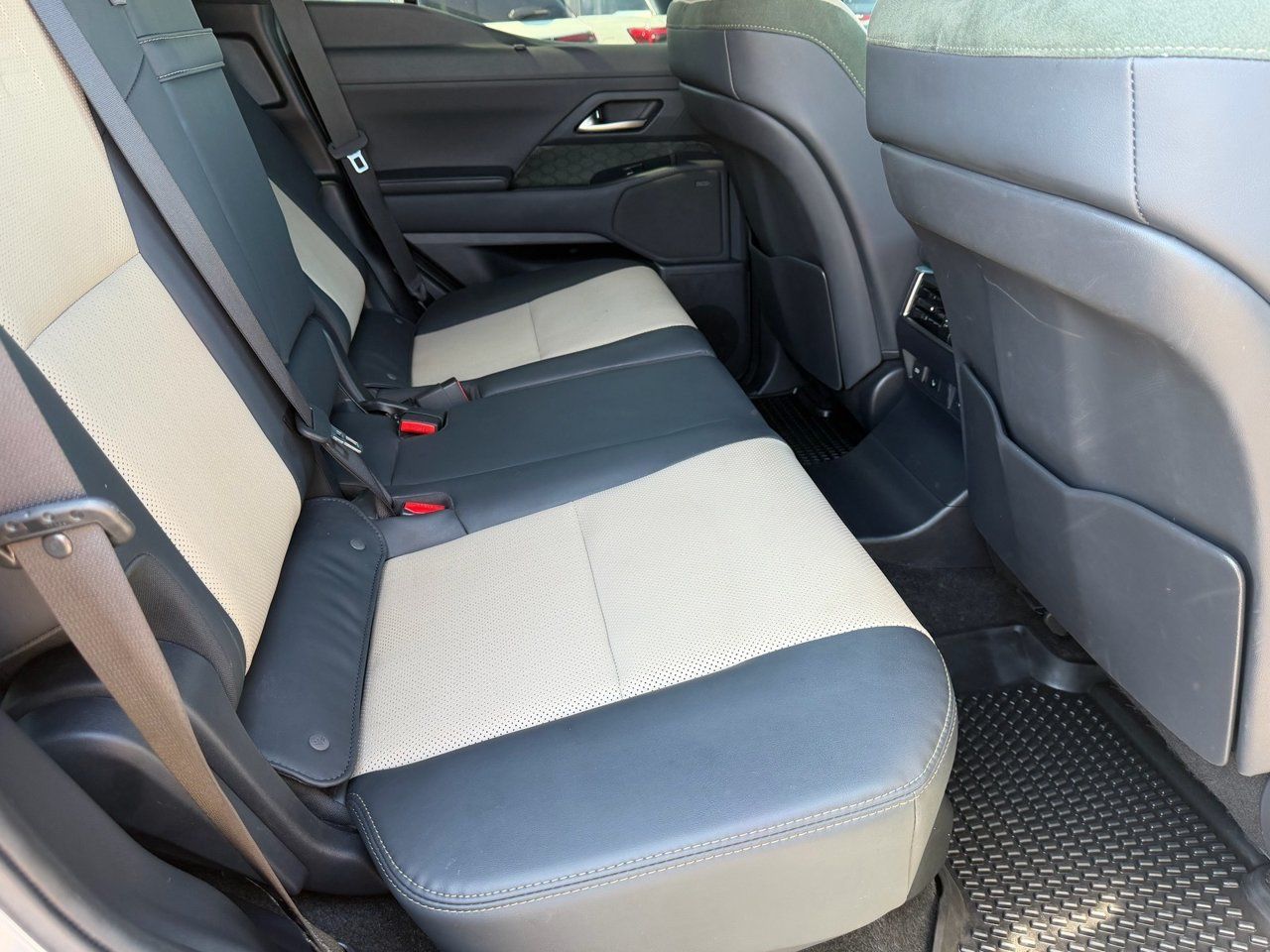 Used 2024 Lexus GX 550 AWD/4WD image 14