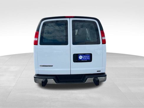 Used 2024 Chevrolet Express 2500 w/ Driver Convenience Package image 5