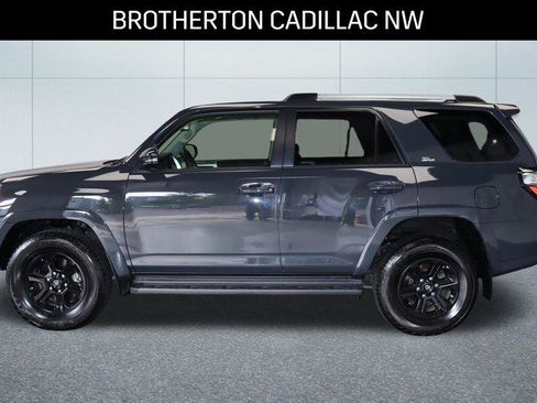 Used 2024 Toyota 4Runner SR5 Premium w/ Moonroof Package AWD/4WD image 2