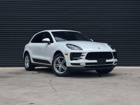 Certified 2020 Porsche Macan AWD/4WD image 9