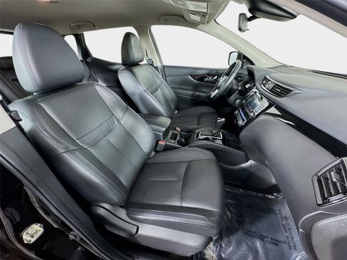 Certified 2022 Nissan Rogue Sport SL FWD image 27