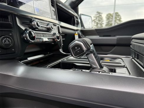 New 2026 Ford F150 Lariat w/ Equipment Group 502A High image 17