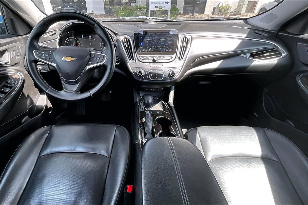 Used 2024 Chevrolet Malibu LT FWD image 7