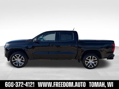 Used 2023 Chevrolet Colorado Z71 w/ Z71 Convenience Package 2 AWD/4WD image 2