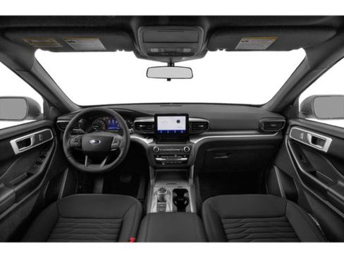 Used 2020 Ford Explorer XLT w/ Equipment Group 202A AWD/4WD image 3