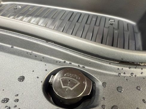 Used 2024 Tesla Model 3 Standard Range image 35