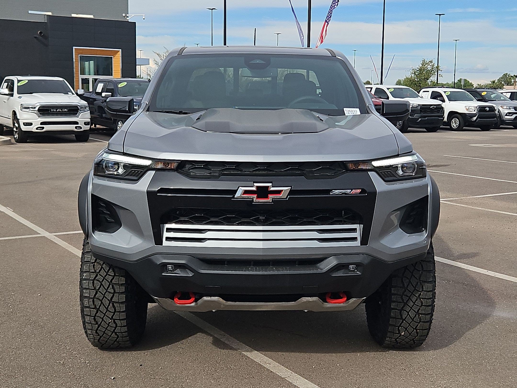 New 2026 Chevrolet Colorado ZR2 w/ Technology Package AWD/4WD image 14