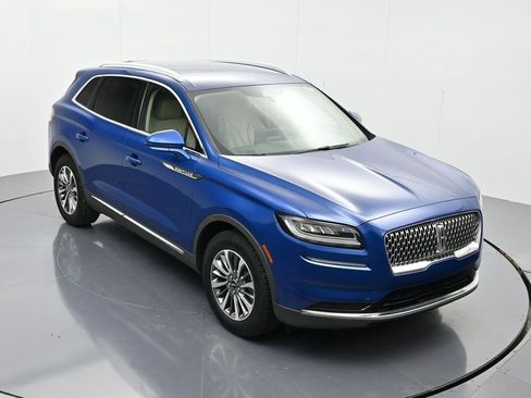 Used 2021 Lincoln Nautilus Standard w/ Equipment Group 101A image 28