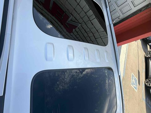 Used 2018 Chevrolet Traverse Premier image 33