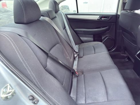 Used 2017 Subaru Legacy 2.5i Premium image 12