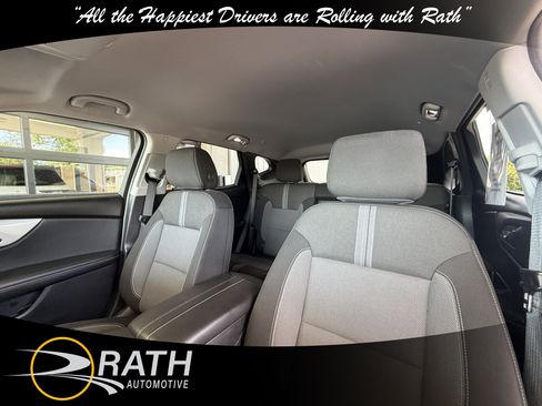 Used 2025 Chevrolet Blazer LT AWD/4WD image 13