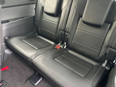 Certified 2022 Volkswagen Atlas SE image 15