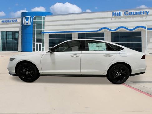 New 2025 Honda Accord SE image 2