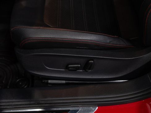 Used 2017 Volkswagen Jetta GLI FWD image 33