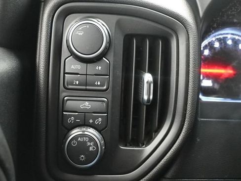 Used 2021 Chevrolet Silverado 1500 Custom Trail Boss w/ LPO, Dark Essentials Package AWD/4WD image 23