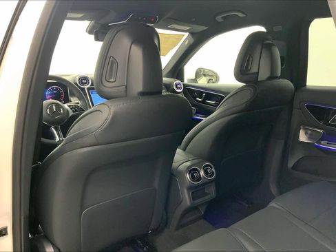 New 2026 Mercedes-Benz GLC 300 image 18