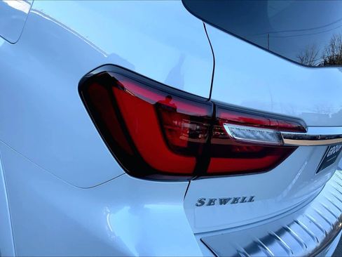 Used 2022 INFINITI QX80 Luxe w/ Cargo Package image 28