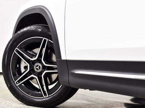 New 2026 Mercedes-Benz GLB 250 image 15