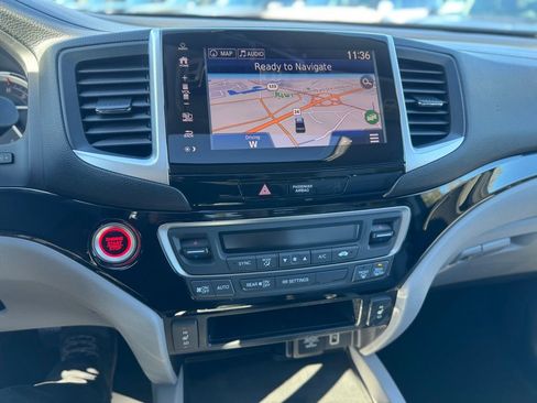 Used 2019 Honda Ridgeline RTL-E image 10