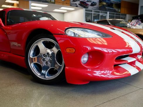 Used 2002 Dodge Viper GTS RWD image 7