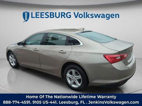 Used 2024 Chevrolet Malibu LT image 9