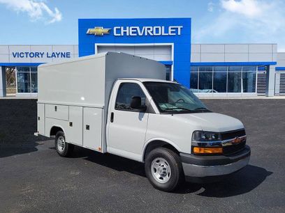 New 2025 Chevrolet Express 3500 w/ Power Convenience Package