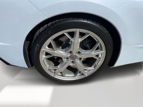 Used 2021 Chevrolet Corvette 3LT Convertible w/ Z51 Performance Package image 5