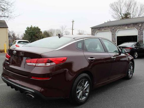 Used 2019 Kia Optima LX image 5