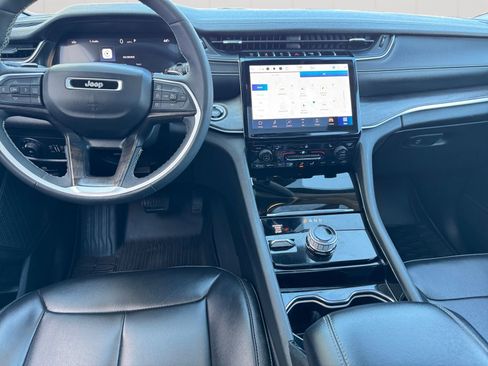 Used 2023 Jeep Grand Cherokee L Limited image 14