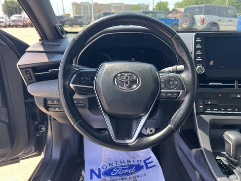 Used 2020 Toyota Avalon XSE w/ All Weather Liner Package FWD image 19