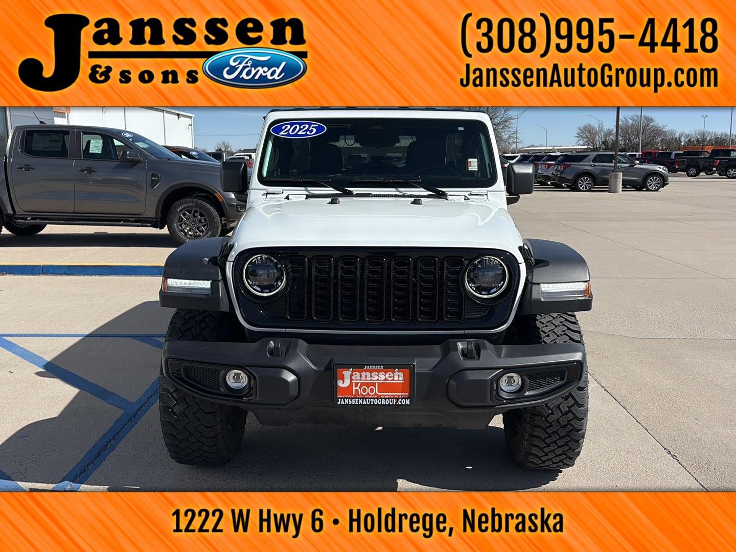 Used 2025 Jeep Wrangler Unlimited Sport AWD/4WD image 3