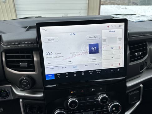 Certified 2024 Ford Expedition Max XLT image 16