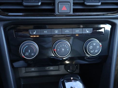 New 2026 Volkswagen Taos S image 24