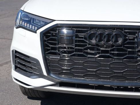 Used 2024 Audi Q7 3.0T Premium Plus AWD/4WD image 9