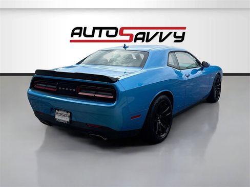 Used 2023 Dodge Challenger R/T w/ Plus Package image 7