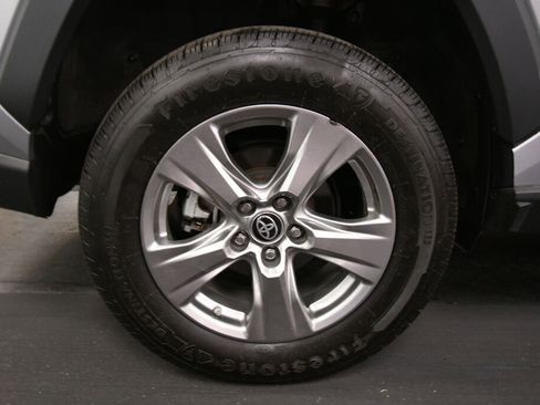 Used 2024 Toyota RAV4 LE AWD/4WD image 30