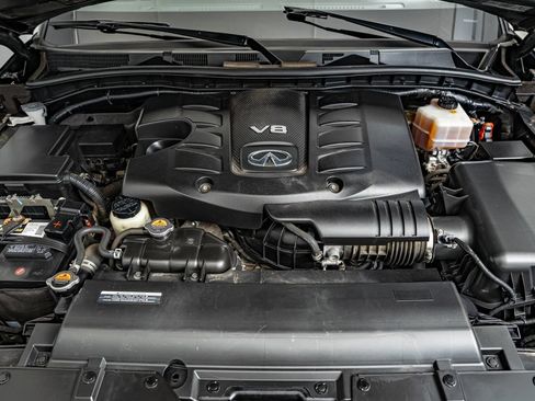Used 2017 INFINITI QX80 4WD w/ Driver Assistance Package image 43