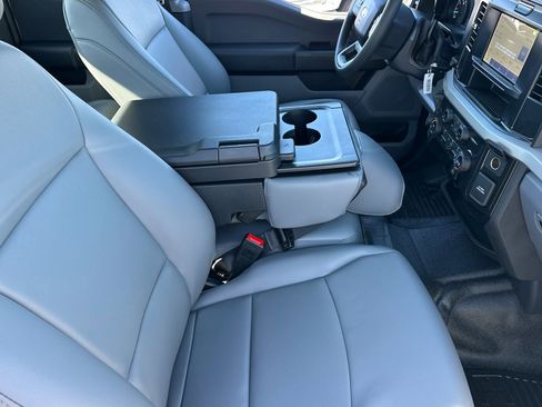 New 2026 Ford F250 XL w/ XL Driver Assist Package RWD image 14