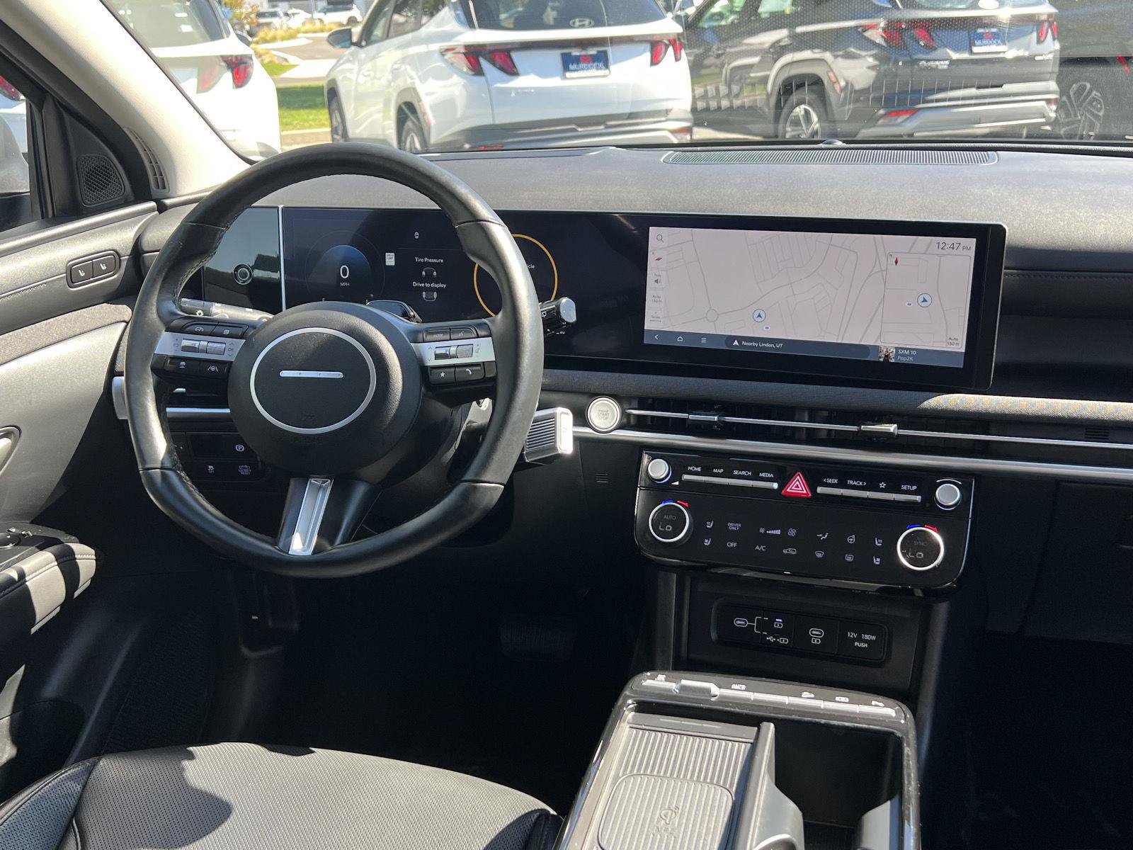 Certified 2025 Hyundai Tucson Limited AWD/4WD image 2