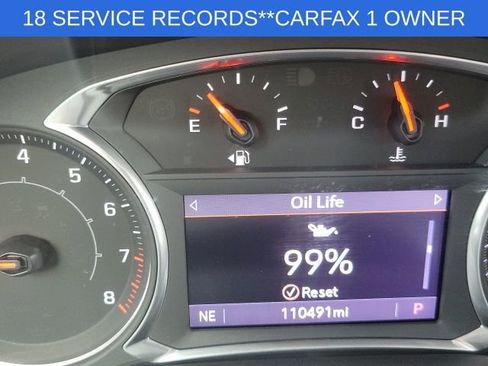 Used 2021 GMC Acadia SLT image 31