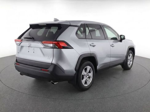 Used 2023 Toyota RAV4 LE AWD/4WD image 4