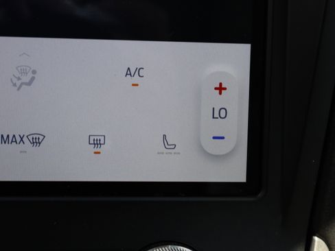 Used 2022 Ford Edge SEL image 30