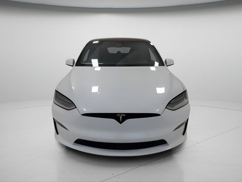 Used 2023 Tesla Model X AWD/4WD image 2