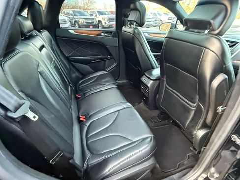 Used 2016 Lincoln MKC Reserve image 31