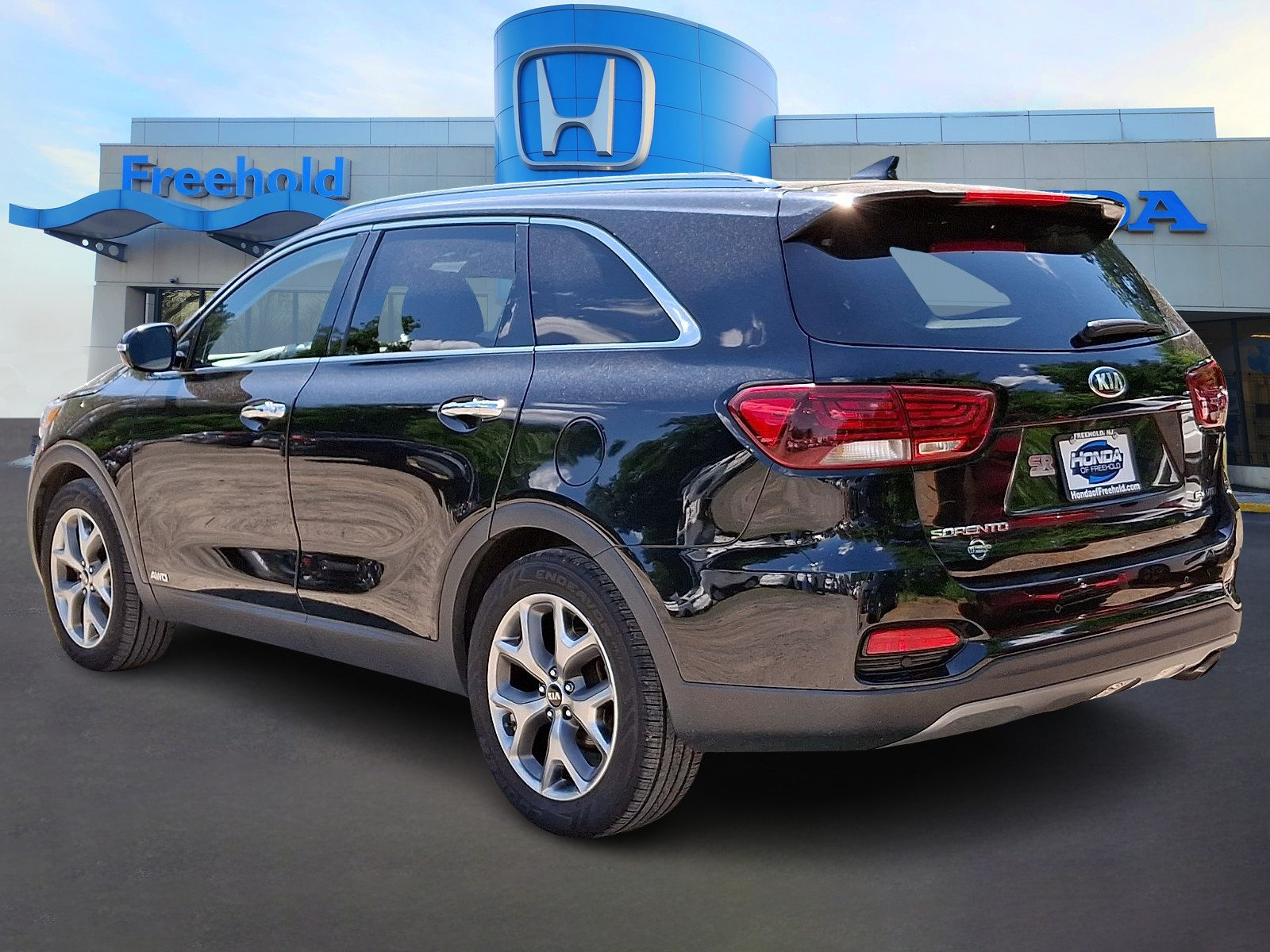 Used 2019 Kia Sorento EX AWD/4WD image 4