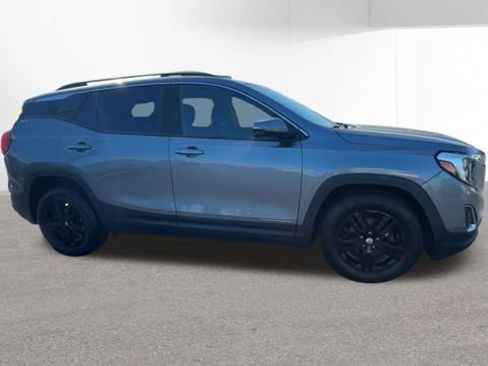 Used 2020 GMC Terrain SLE w/ Driver Convenience Package FWD image 11