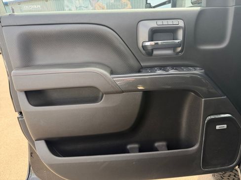 Used 2017 GMC Sierra 2500 SLT w/ All Terrain HD Package image 19